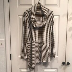 Zenergy by Chico’s brand size 2 pullover tunic top